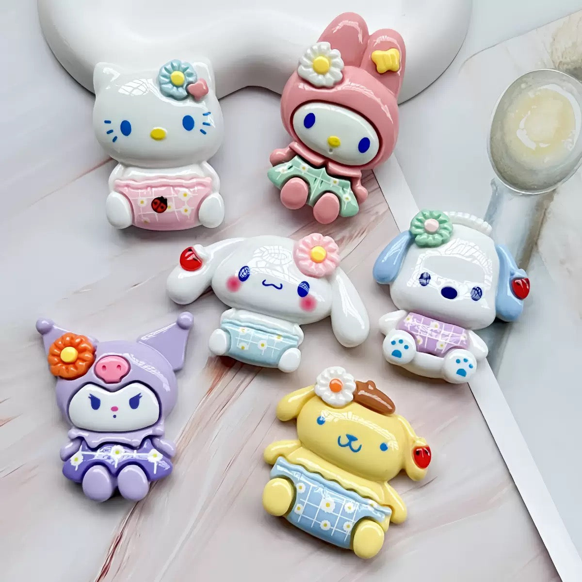 Flower Sro. Flatback Resin Big Charms