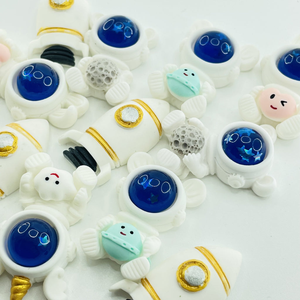 Astronauts Flatback Resin Charms